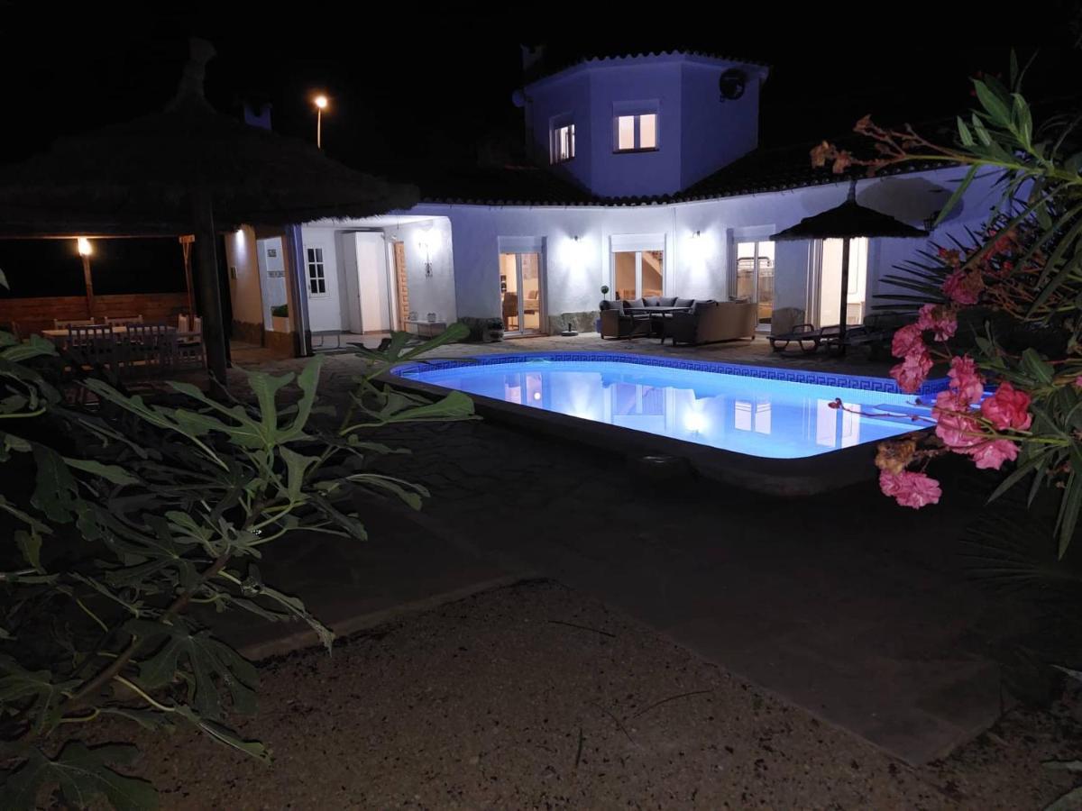 Voor 8 Personen Met Zwembad Villa *