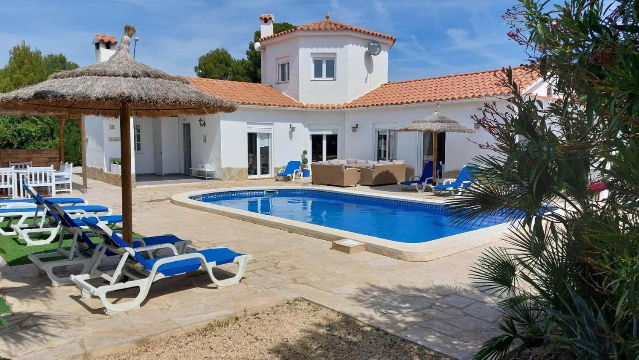 Voor 8 Personen Met Zwembad Villa Calafat