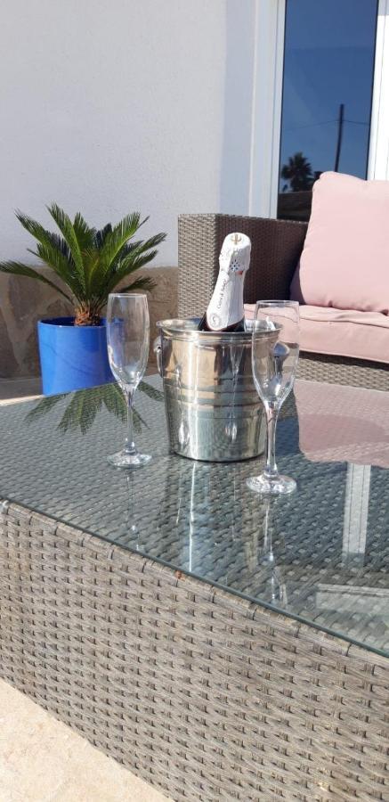 Voor 8 Personen Met Zwembad Calafat
